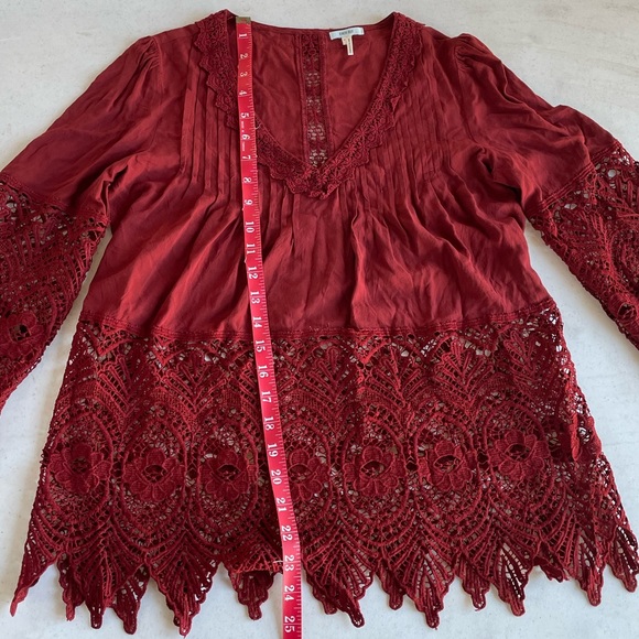 Stylish Brick Red Blouse with Lace Sleeves and Waist - Picture 14 of 15